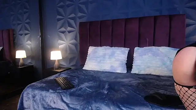 Snapshot of zoey_stonee chatting on November 15, 2025, 8:24 pm zoey stonee online show from November 15, 2025, 8:24 pm