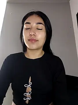 Snapshot of AmberGold- chatting on October 26, 2025, 12:16 pm AmberGold- online show from October 26, 2025, 12:16 pm