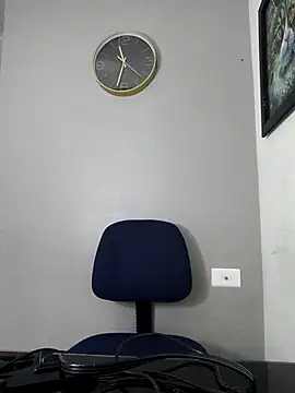 Snapshot of AmberGold- chatting on November 29, 2025, 8:47 am AmberGold- online show from November 29, 2025, 8:47 am