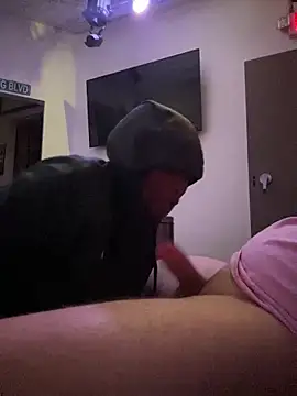 getitnow696969 online show from November 1, 2025, 9:14 am