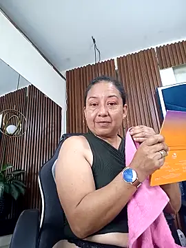 Snapshot of VictoriaSanz chatting on October 12, 2025, 7:15 pm VictoriaSanz online show from October 12, 2025, 7:15 pm