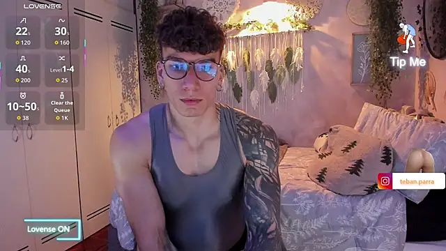 Snapshot of estebandi_do chatting on November 30, 2025, 3:40 am estebandi do online show from November 30, 2025, 3:40 am