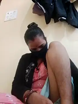 Snapshot of malteejat chatting on October 30, 2025, 7:17 am malteejat online show from October 30, 2025, 7:17 am