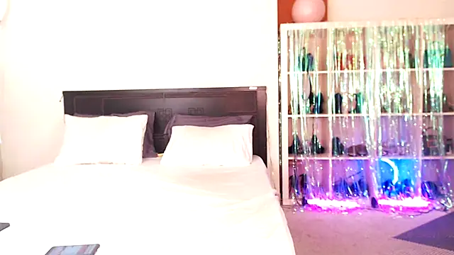 Snapshot of k4kendraxxx chatting on September 12, 2025, 9:42 am k4kendraxxx online show from September 12, 2025, 9:42 am