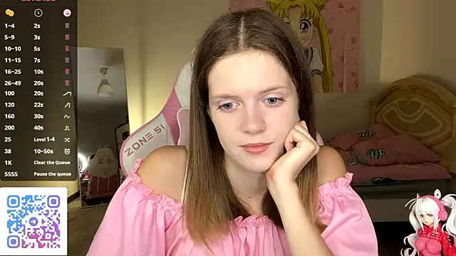 VibeQueenLucy online show from October 9, 2025, 3:23 pm