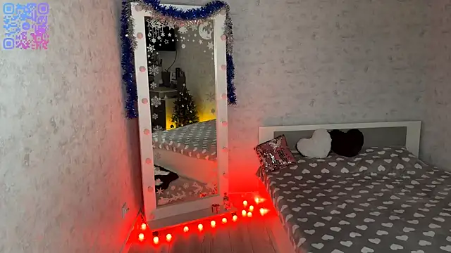 Snapshot of FakeLamb chatting on January 10, 2026, 9:10 pm FakeLamb online show from January 10, 2026, 9:10 pm