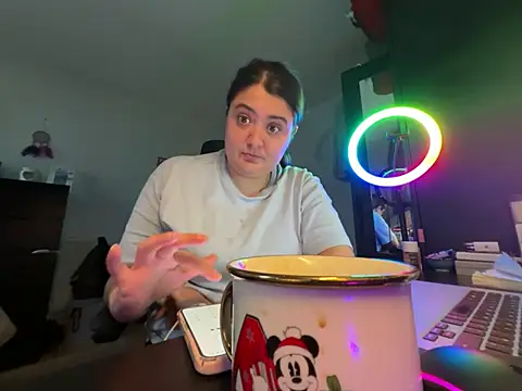 Snapshot of Prill940 chatting on February 1, 2026, 8:01 am Prill940 online show from February 1, 2026, 8:01 am