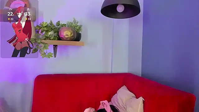 Cristalfoxy  online show from April 12, 2026, 8:23 pm