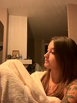 Snapshot of duomagique_off chatting on October 29, 2025, 7:24 pm duomagique off online show from October 29, 2025, 7:24 pm