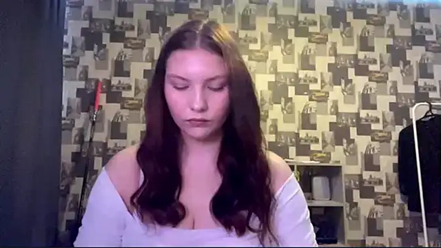 SwiiSweet online show from September 23, 2025, 4:03 pm