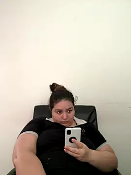 PortuPAWG online show from December 22, 2025, 10:10 pm