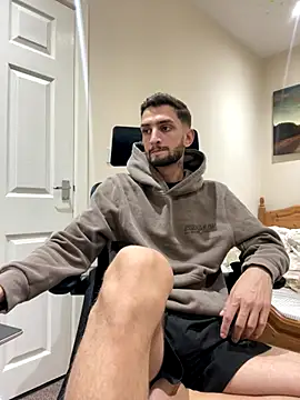 Snapshot of mixedcouplee69 chatting on October 21, 2025, 6:07 pm mixedcouplee69 online show from October 21, 2025, 6:07 pm