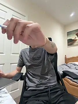 Snapshot of mixedcouplee69 chatting on November 19, 2025, 4:51 pm mixedcouplee69 online show from November 19, 2025, 4:51 pm