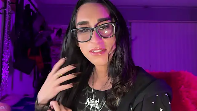 xoFrankie online show from February 27, 2026, 6:02 am