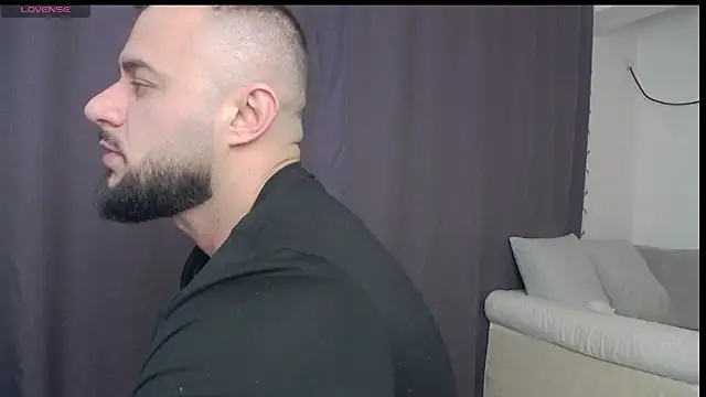 Snapshot of RickyMiami1 chatting on February 12, 2026, 8:19 pm RickyMiami1 online show from February 12, 2026, 8:19 pm