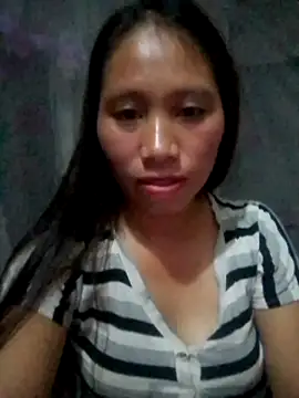 Snapshot of laveder-00 chatting on September 12, 2025, 7:02 pm laveder-00 online show from September 12, 2025, 7:02 pm