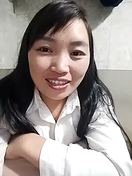 susu-00 online show from December 4, 2025, 3:38 am