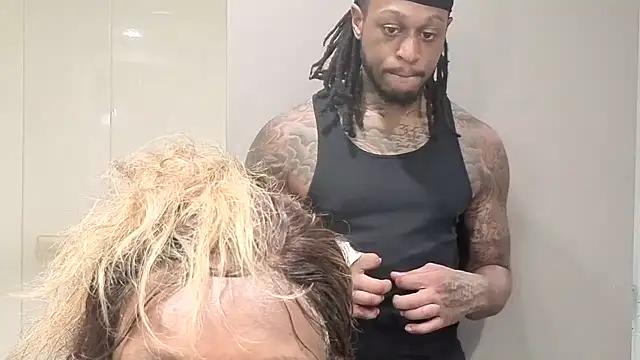 Snapshot of CinnaCakesss chatting on September 22, 2025, 10:54 am CinnaCakesss online show from September 22, 2025, 10:54 am