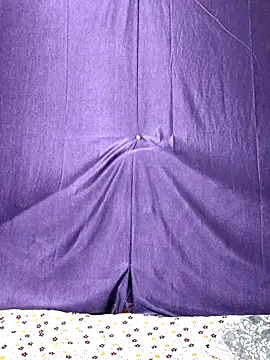 cutie pei002 online show from November 15, 2025, 3:27 pm