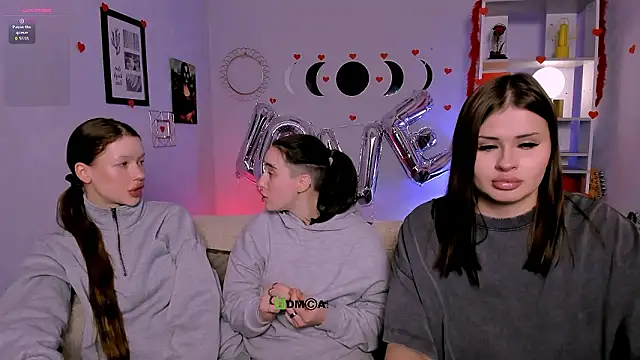 khloebeauty online show from February 10, 2026, 8:41 pm