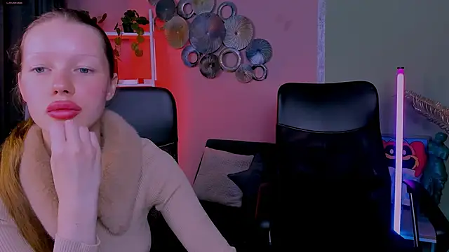 khloebeauty online show from October 3, 2025, 7:04 pm