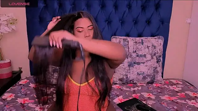 Snapshot of IndianSapphireX chatting on October 23, 2025, 4:33 am IndianSapphireX online show from October 23, 2025, 4:33 am