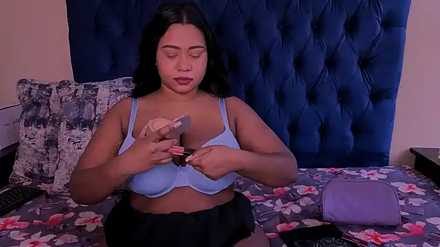 Snapshot of IndianSapphireX chatting on November 26, 2025, 5:29 am IndianSapphireX online show from November 26, 2025, 5:29 am