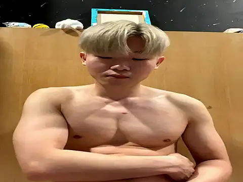 Snapshot of zachlee_69 chatting on December 1, 2025, 10:21 pm zachlee 69 online show from December 1, 2025, 10:21 pm