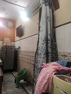 Snapshot of meenu_bhabhi547 chatting on October 28, 2025, 6:23 am meenu bhabhi547 online show from October 28, 2025, 6:23 am