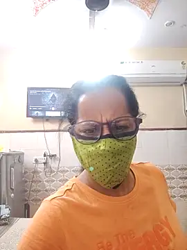 Snapshot of meenu_bhabhi547 chatting on October 25, 2025, 2:00 am meenu bhabhi547 online show from October 25, 2025, 2:00 am