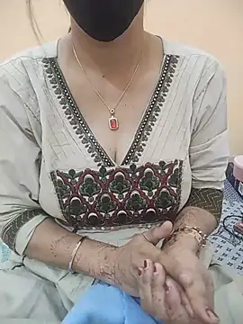 meenu bhabhi547 online show from May 18, 2026, 5:34 am