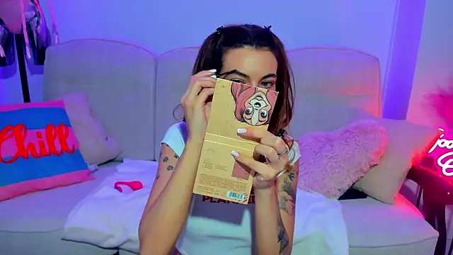 Snapshot of JessicaSky_ chatting on February 3, 2026, 8:36 pm JessicaSky online show from February 3, 2026, 8:36 pm