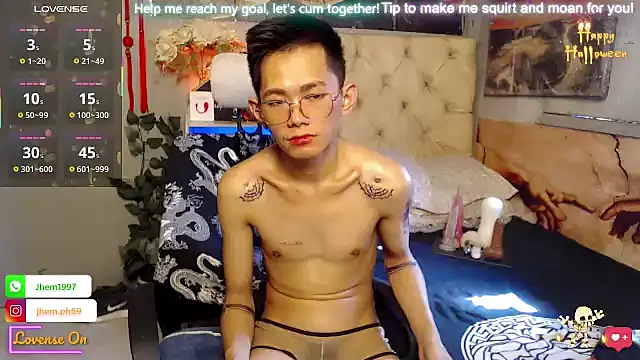 Snapshot of Skinny_CumLoader69 chatting on October 31, 2025, 6:10 am Skinny CumLoader69 online show from October 31, 2025, 6:10 am