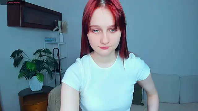 KatyKufel online show from November 5, 2025, 6:55 pm