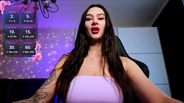 Veronica Larsson online show from March 17, 2026, 12:41 pm