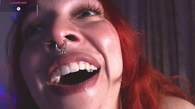 bri von dhara   online show from November 21, 2025, 8:52 pm