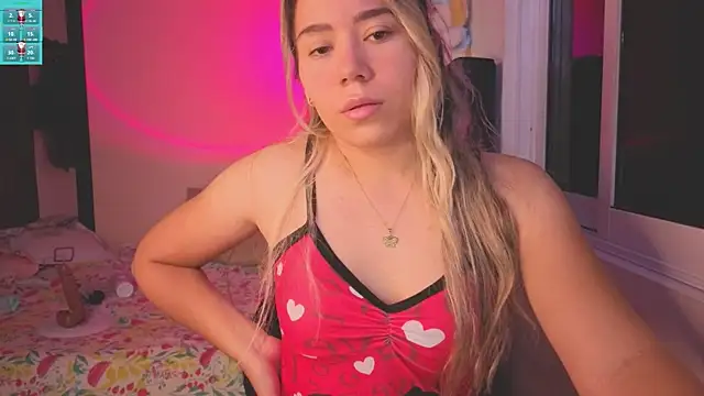 Snapshot of Aiilyn_Ds chatting on November 26, 2025, 5:18 am Aiilyn Ds online show from November 26, 2025, 5:18 am