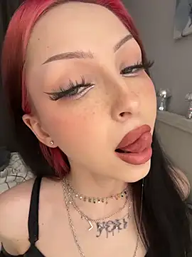 Snapshot of Lina_Thornton_ chatting on November 23, 2025, 9:58 pm Lina Thornton online show from November 23, 2025, 9:58 pm