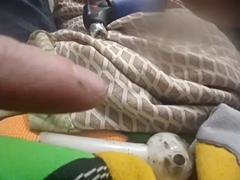 Hurri21 online show from December 17, 2025, 4:06 am