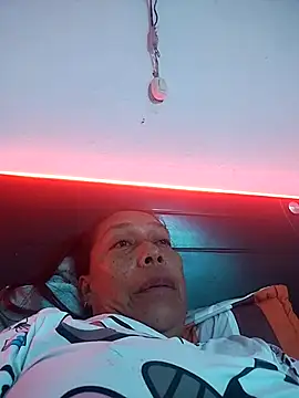 Snapshot of Naomi-Mature chatting on December 15, 2025, 8:42 am Naomi-Mature online show from December 15, 2025, 8:42 am