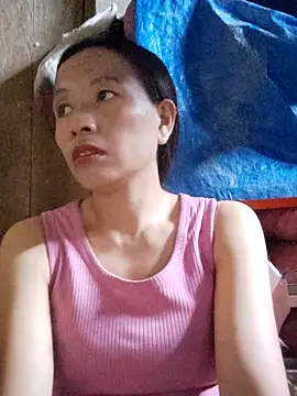 Snapshot of Chao_tay chatting on October 18, 2025, 6:04 am Chao tay online show from October 18, 2025, 6:04 am