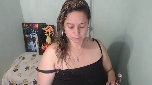 Brenda bigtitis online show from February 16, 2026, 7:34 pm