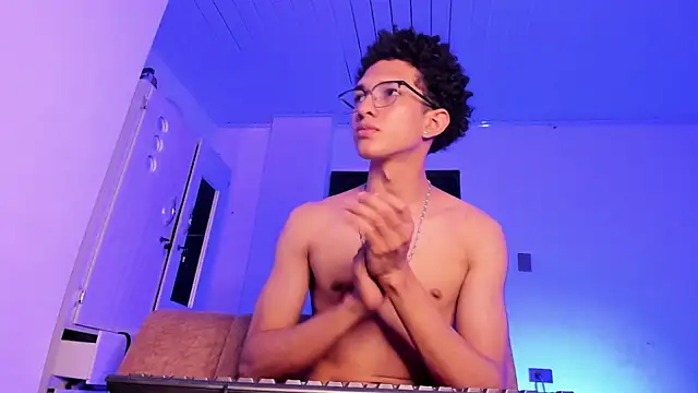 Cj davis  online show from April 10, 2026, 11:23 pm