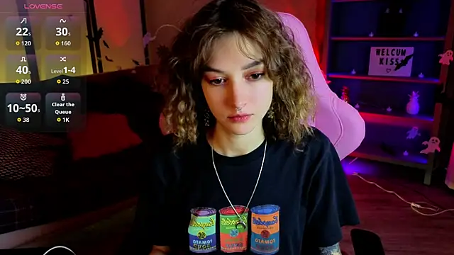 Snapshot of __grace__ chatting on November 3, 2025, 10:19 am grace online show from November 3, 2025, 10:19 am