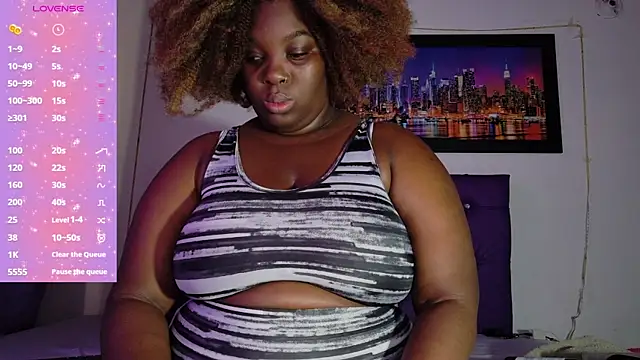 ebony NeighborMoans online show from April 8, 2026, 6:09 pm