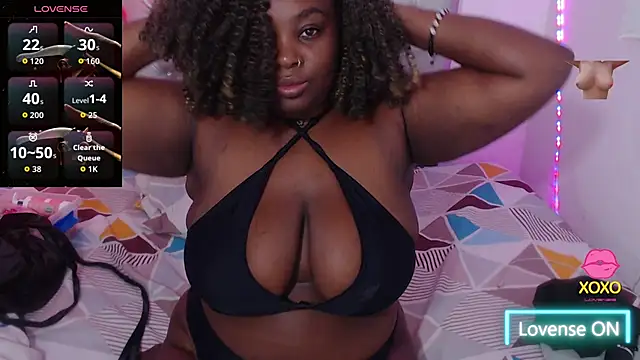 Snapshot of ebony_NeighborMoans chatting on September 18, 2025, 3:20 am ebony NeighborMoans online show from September 18, 2025, 3:20 am