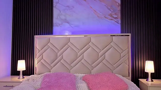 MiaaFarrel online show from February 21, 2026, 5:48 pm