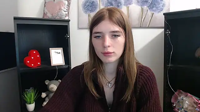 Snapshot of JuiceLips__ chatting on October 29, 2025, 1:43 pm JuiceLips online show from October 29, 2025, 1:43 pm