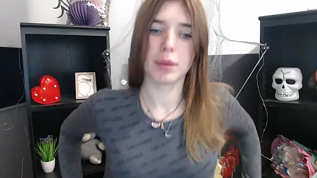 Snapshot of JuiceLips__ chatting on November 11, 2025, 2:45 pm JuiceLips online show from November 11, 2025, 2:45 pm