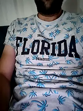 Snapshot of fearleass chatting on September 22, 2025, 8:04 pm fearleass online show from September 22, 2025, 8:04 pm